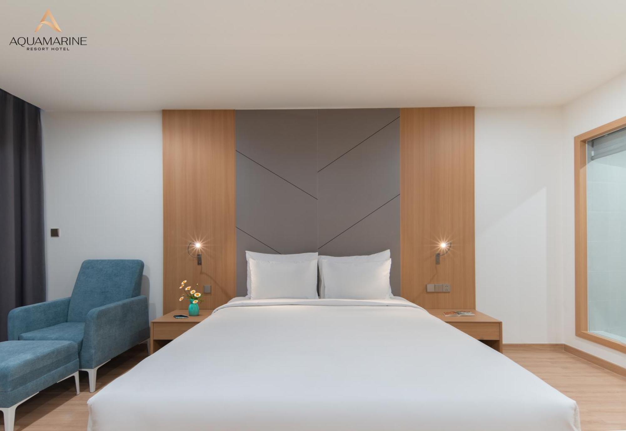 Aquamarine Beachfront Resort & Spa Cam Ranh Esterno foto