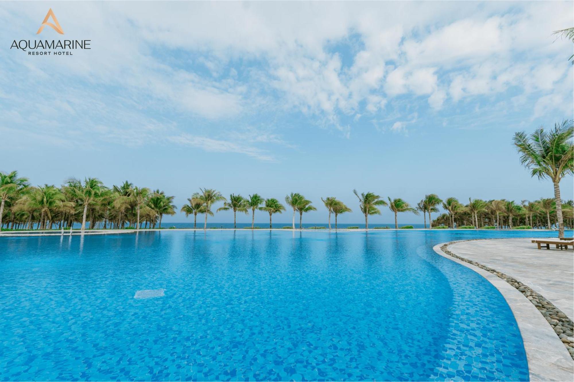 Aquamarine Beachfront Resort & Spa Cam Ranh Esterno foto