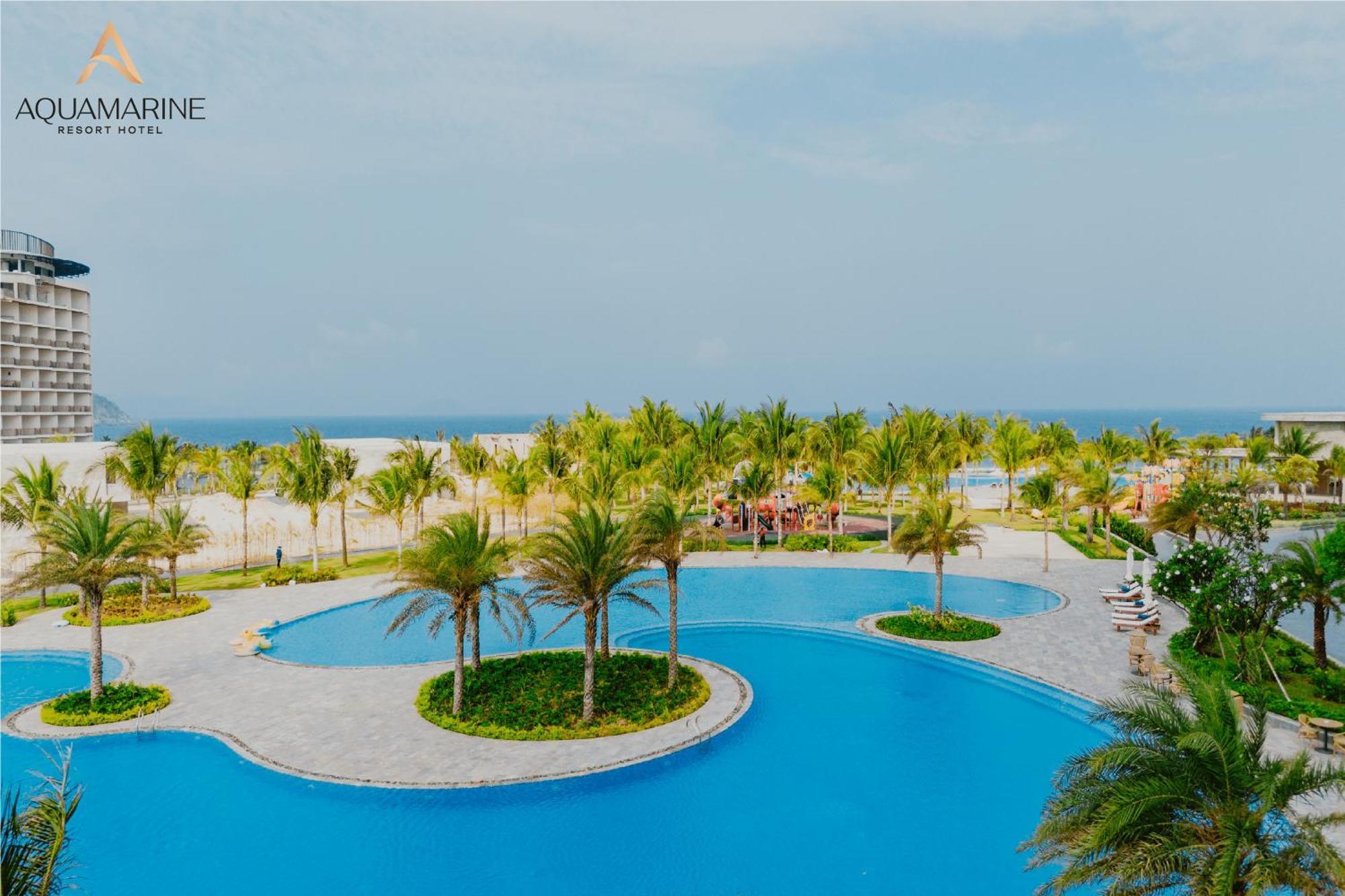 Aquamarine Beachfront Resort & Spa Cam Ranh Esterno foto