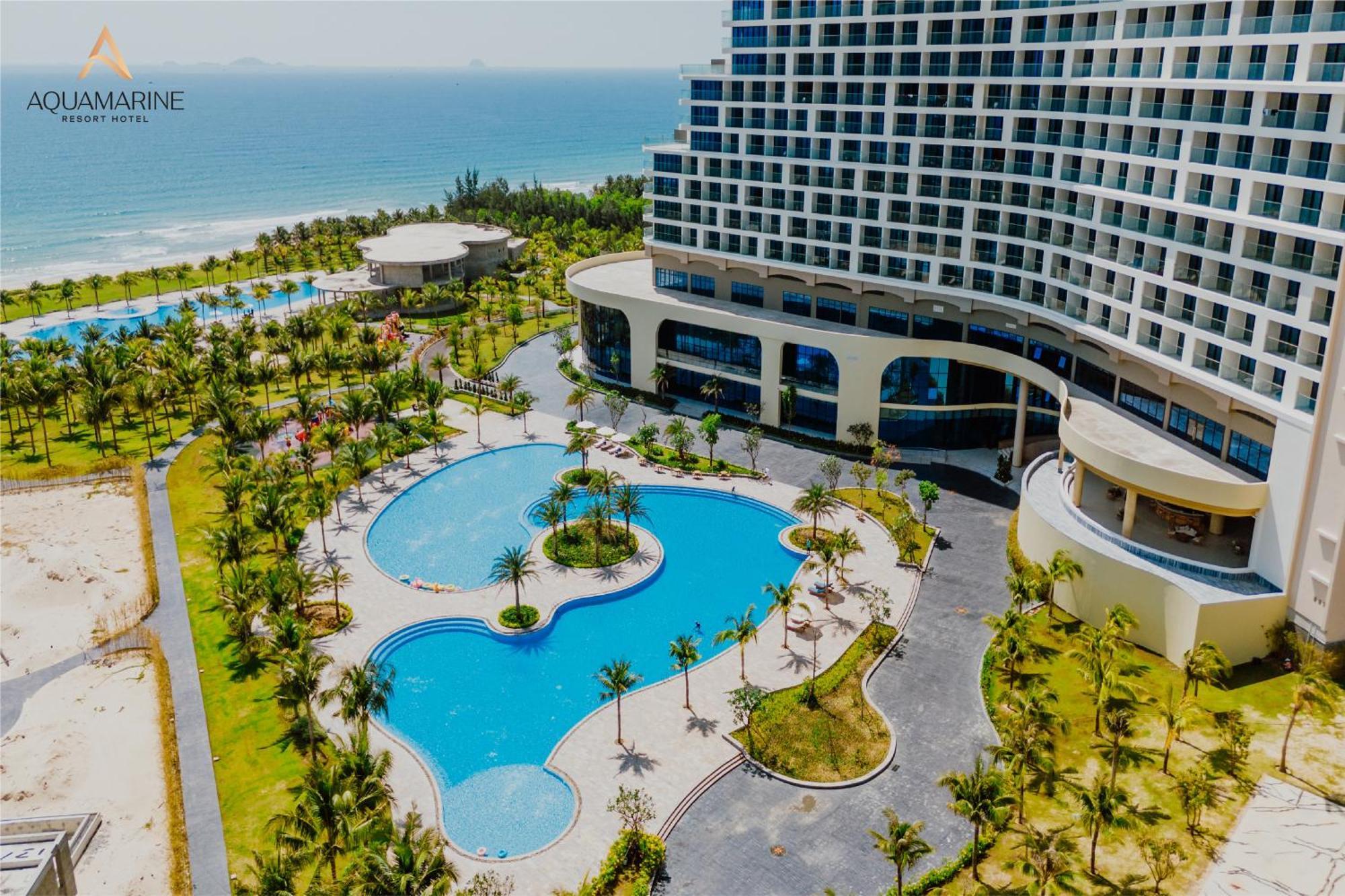 Aquamarine Beachfront Resort & Spa Cam Ranh Esterno foto